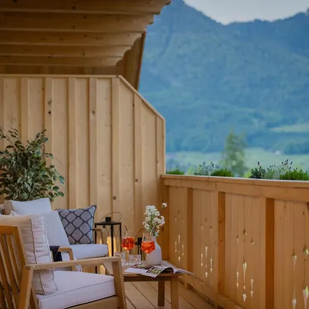 Arnestgut Apartament *