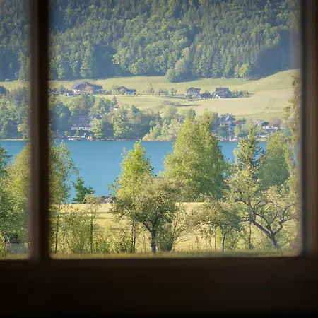 Arnestgut * Strobl